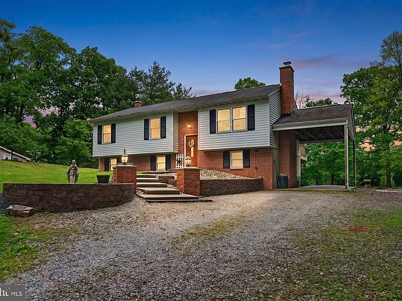 2nd image of 2726 Aspen Dr
