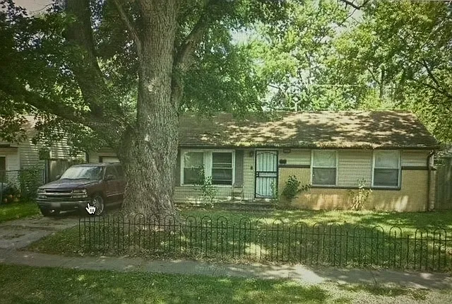 1212 Northwood Dr S photo 1