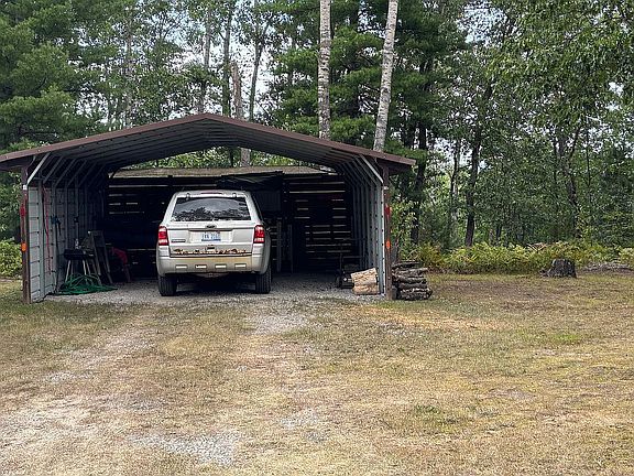 3rd image of 2020 Alley Rd