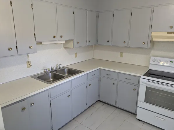 203 Forest Dr #2, Jonesborough, TN 37659