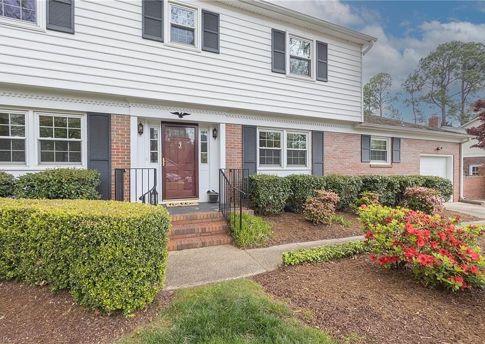 1st image of 3732 N Queensgrove Cir