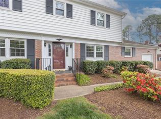 3732 N Queensgrove Cir, Virginia Beach, VA 23452