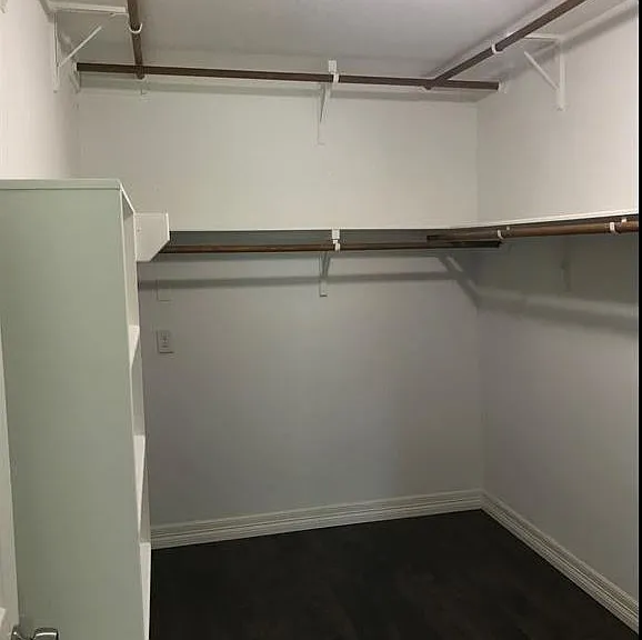 5939 Marwood Dr — Photo 16