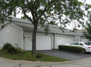 340 Dogwood Ter, Buffalo Grove, IL