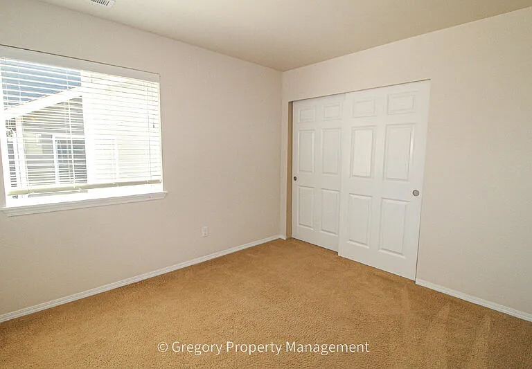 22924 42nd Dr SE — Photo 35