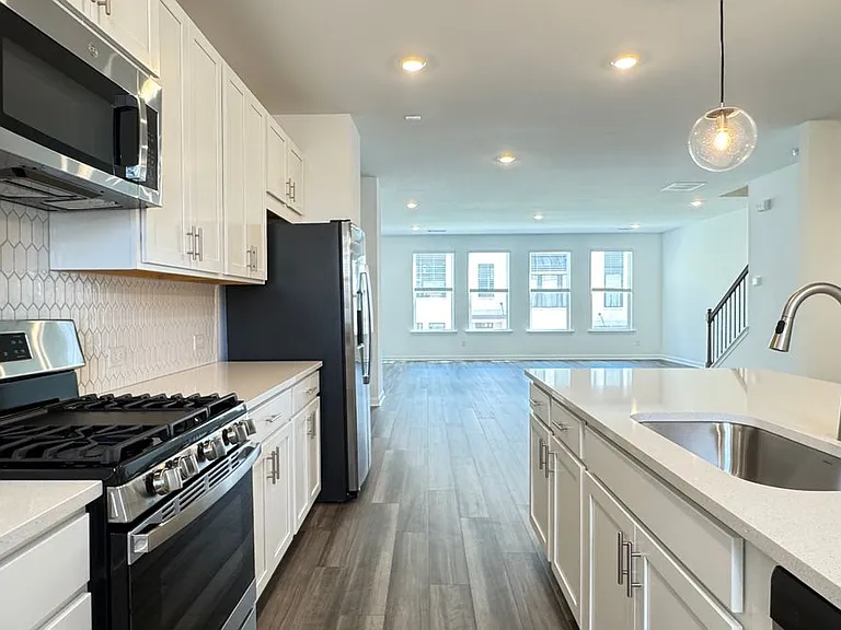 55 Peeples Dr — Photo 10