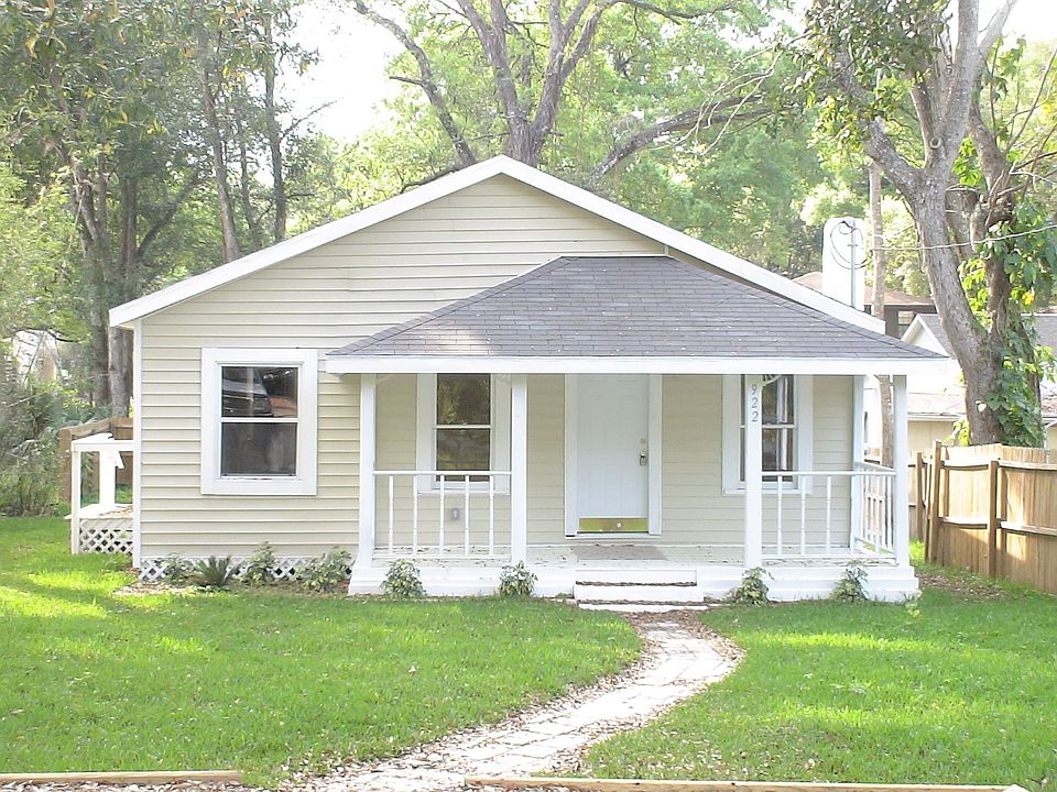 1st image of 922 Clark Ave