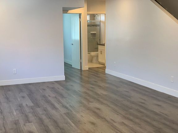 4th image of 236-238 1/2 N Dillon St #99d2cbc9b