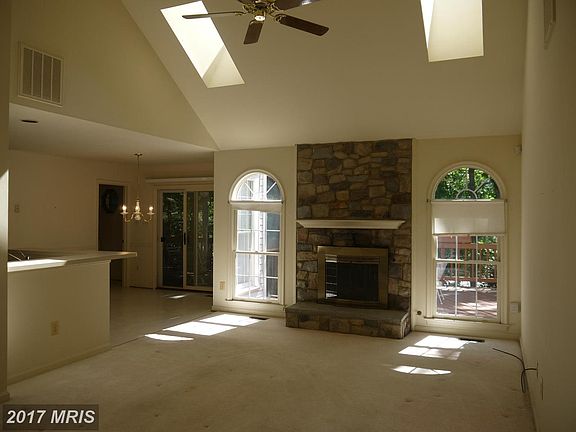 5th image of 4116 Crossgate Dr