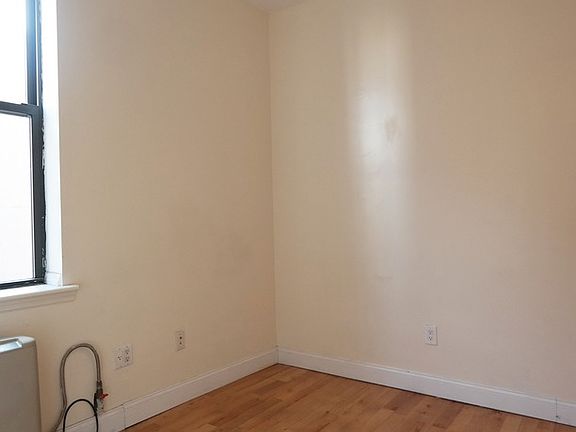 3rd image of 163 Humboldt St #2LIE