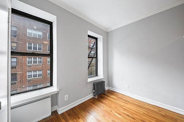 1st image of 510 E 88th St APT 1B