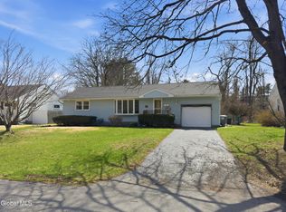 10 Knadler Drive, Latham, NY 12110