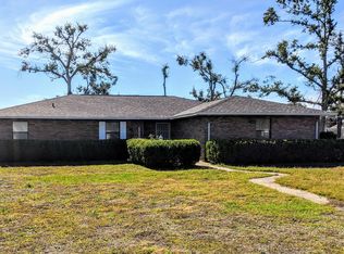 6202 Lake Dr, Panama City, FL 32404