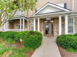 2715 Suncrest Vlg, Morgantown, WV 26505