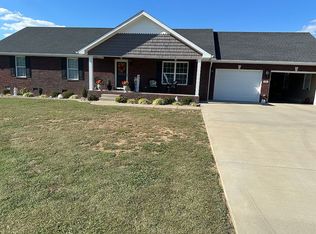 300 Blackberry Dr, Campbellsville, KY 42718