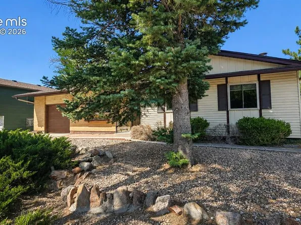818 Cardinal St, Colorado Springs, CO 80911