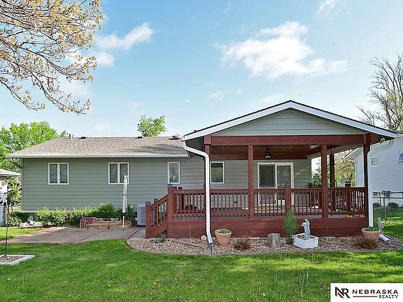 4th image of 9211 Weir St