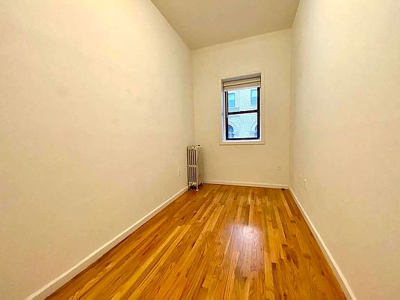 5th image of 254 W 73rd St #7A