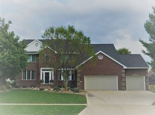 15138 Woodcrest Dr, Clive, IA 50325