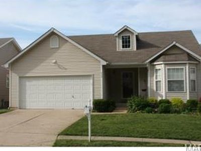 932 Wynstay Cir, Valley Park, MO, 63088