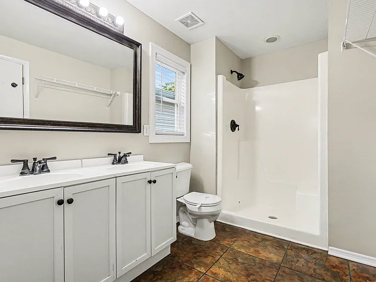 534 N Fayetteville St — Photo 10