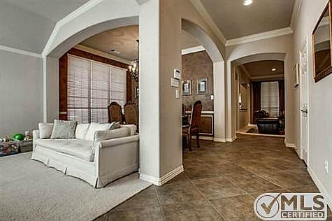 5th image of 2609 Navasota Dr
