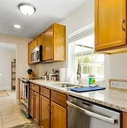 2212 Mindanao Dr — Photo 13
