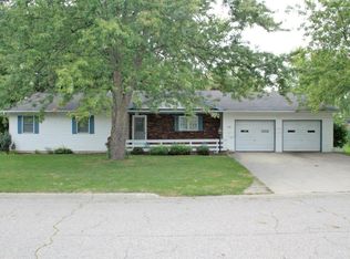 430 Gary Ray Dr, Davison, MI 48423