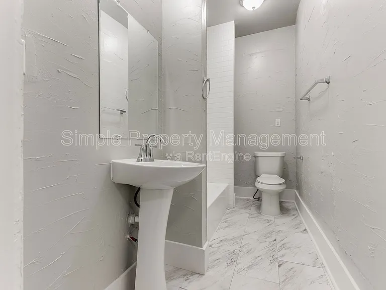 1719 NW 1st St — Photo 12