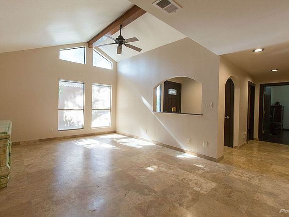 240 San Jacinto 6