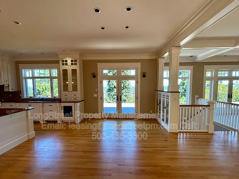 550 NW Alpine Ter — Photo 20