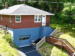27 Cornell Ave, Endicott, NY 13760