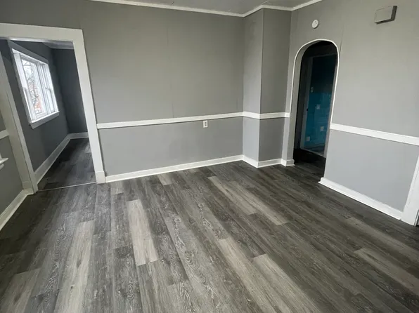 182 Division St #3, Waterbury, CT 06704