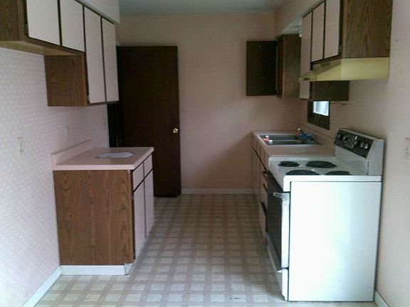 4th image of 213 Kimberly St