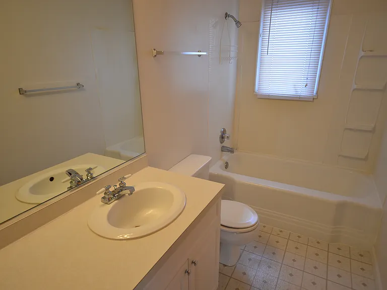 121 Hickory Rd — Photo 19