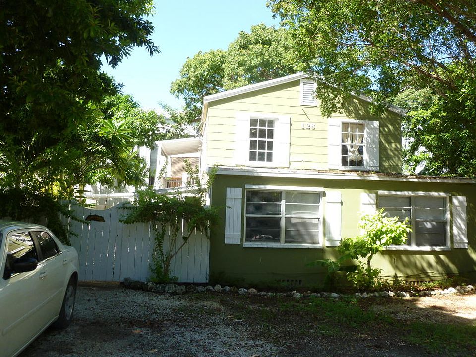 1st image of 128 Tavern Dr