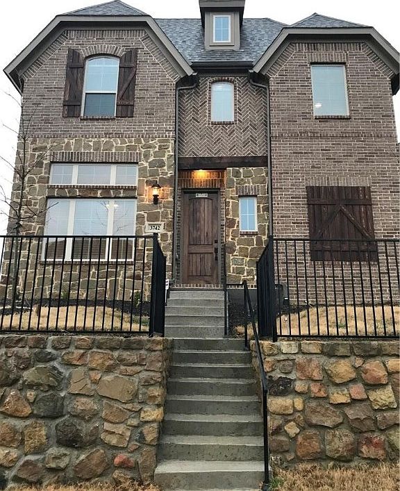 1st image of 3742 Adriana Ave