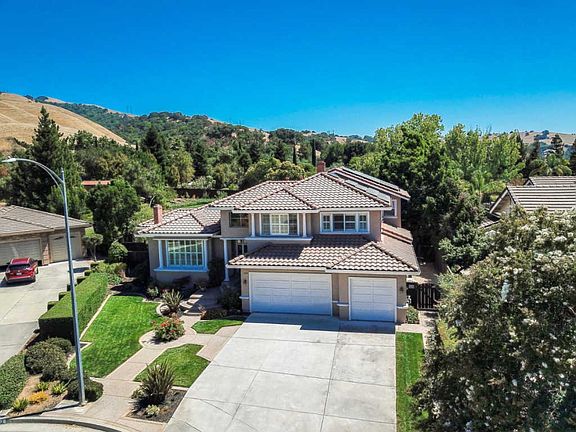 2nd image of 5912 Mountain Meadow Ct