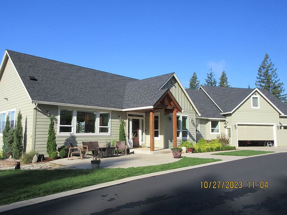1st image of 26040 NE 209th St