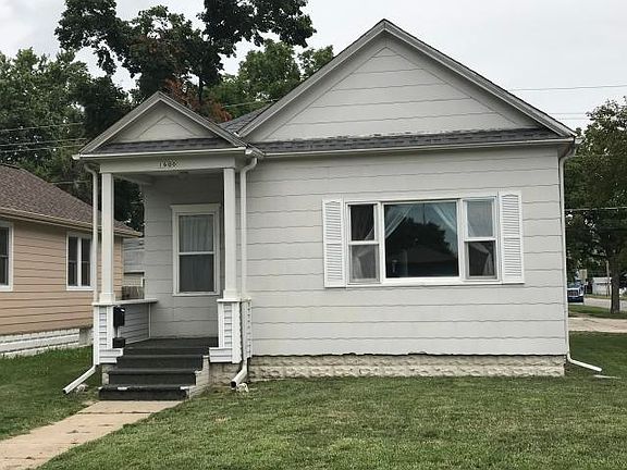 3rd image of 1600 6th Ave
