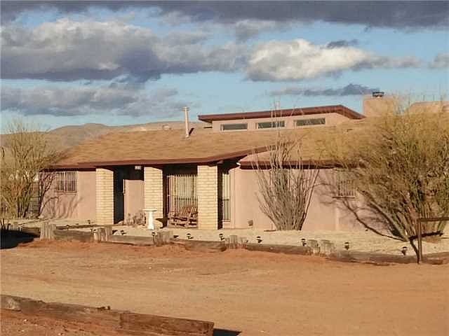 1st image of 5598 Desert Willow Dr