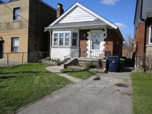 220 Donlands Ave, Toronto, ON M4J 3R2
