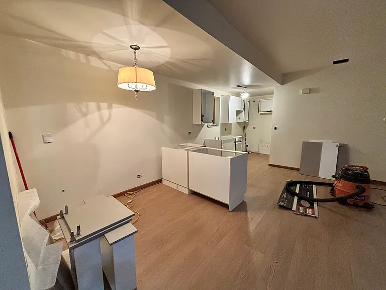 1741 W Nelson St #G — Photo 18