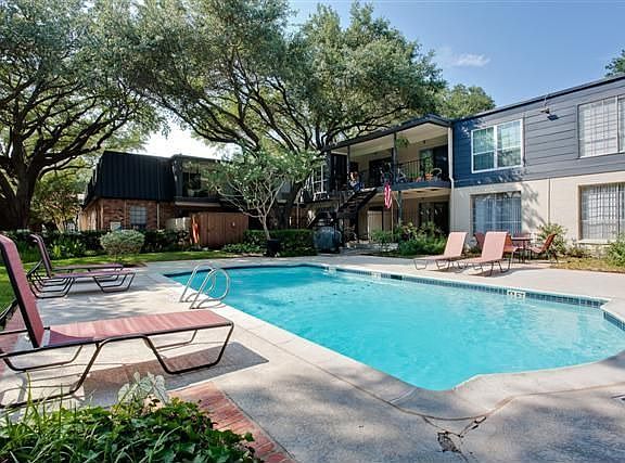 2nd image of 5326 Fleetwood Oaks Dr #249