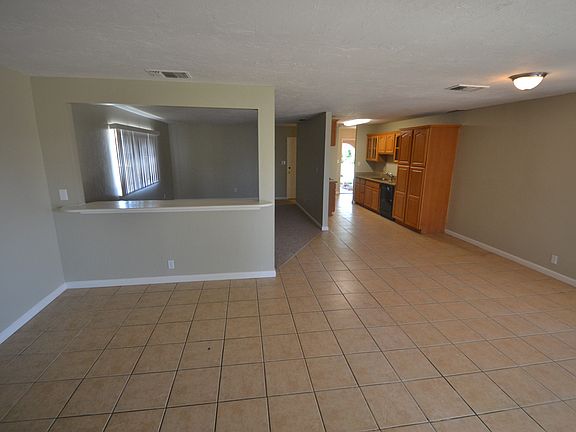 3rd image of 6123 Carl Sandburg Cir