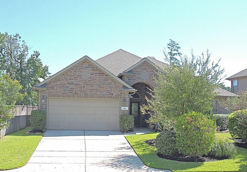 1st image of 235 N Vershire Cir