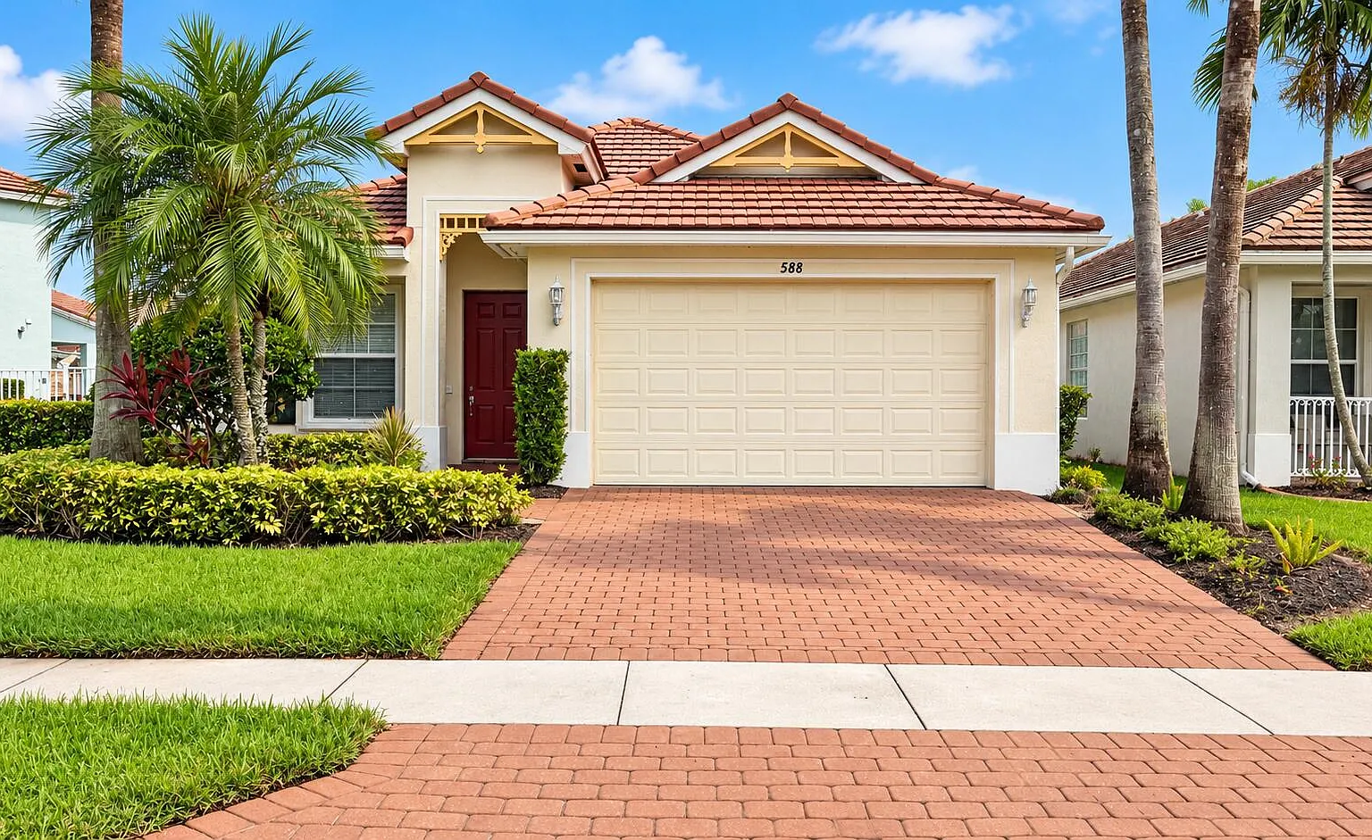 4 bed, 2.0 bath, 2148 sqft, $3,300 — Photo 1