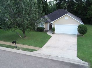 239 Dogwood Cir, Florence, MS 39073
