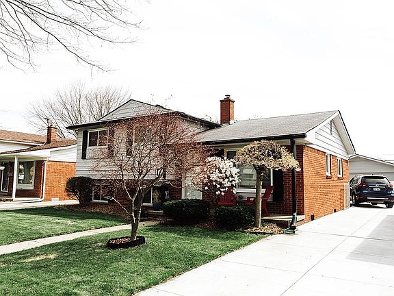 2nd image of 31316 Saint Margaret St