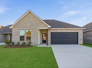 138 Ridley Ln, Youngsville, LA 70592
